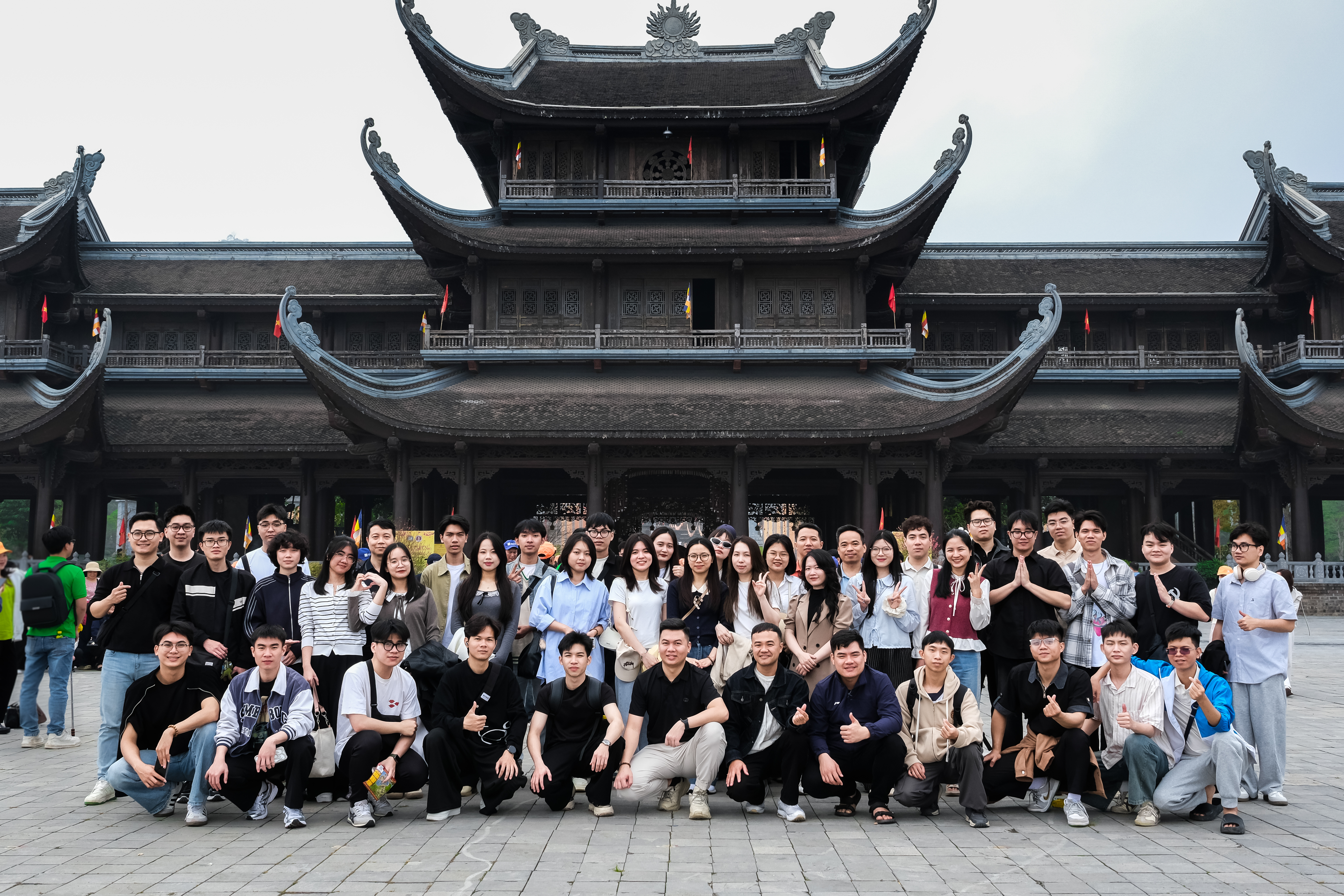 Chuyến du xuân 2026 đầy ý nghĩa tại chùa Tam chúc với thật nhiều những kỉ niệm đáng nhớ